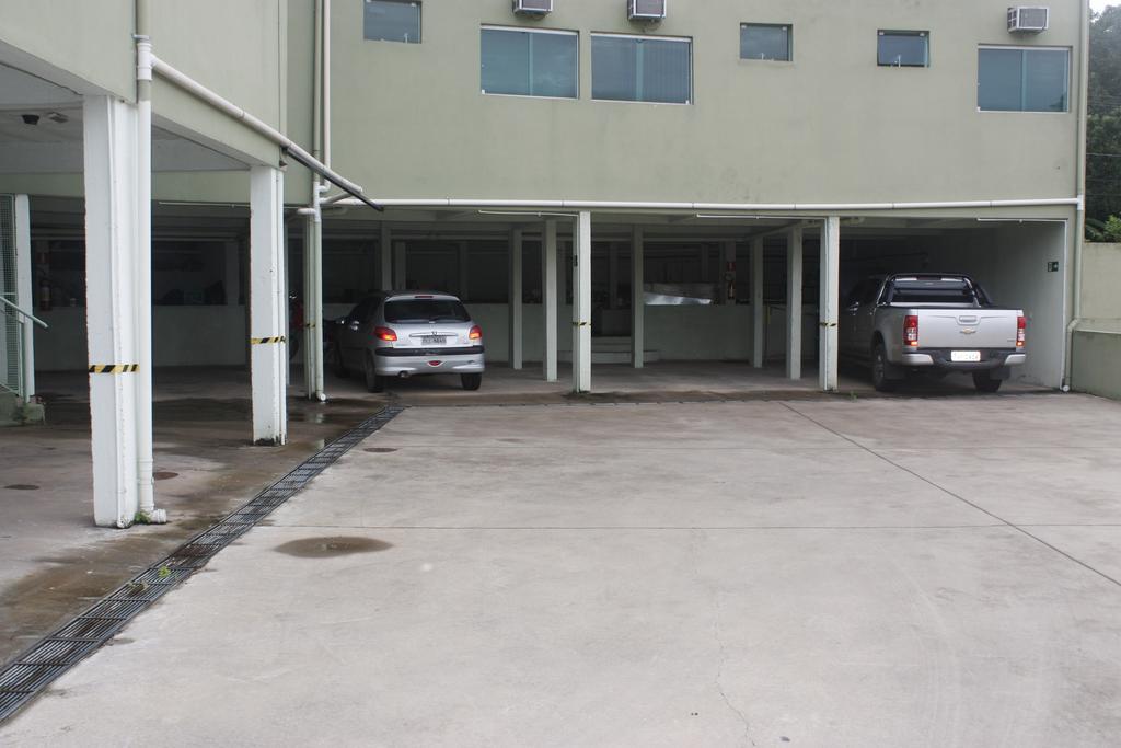 Hotel Bimd Eireli Me Capivari Esterno foto